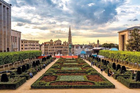 Auto belenen Charleroi